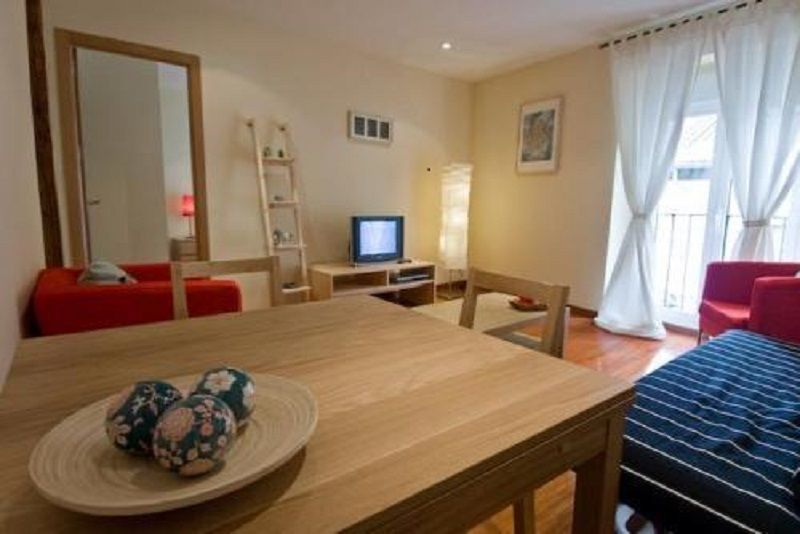 Prado Apartments Мадрид Экстерьер фото