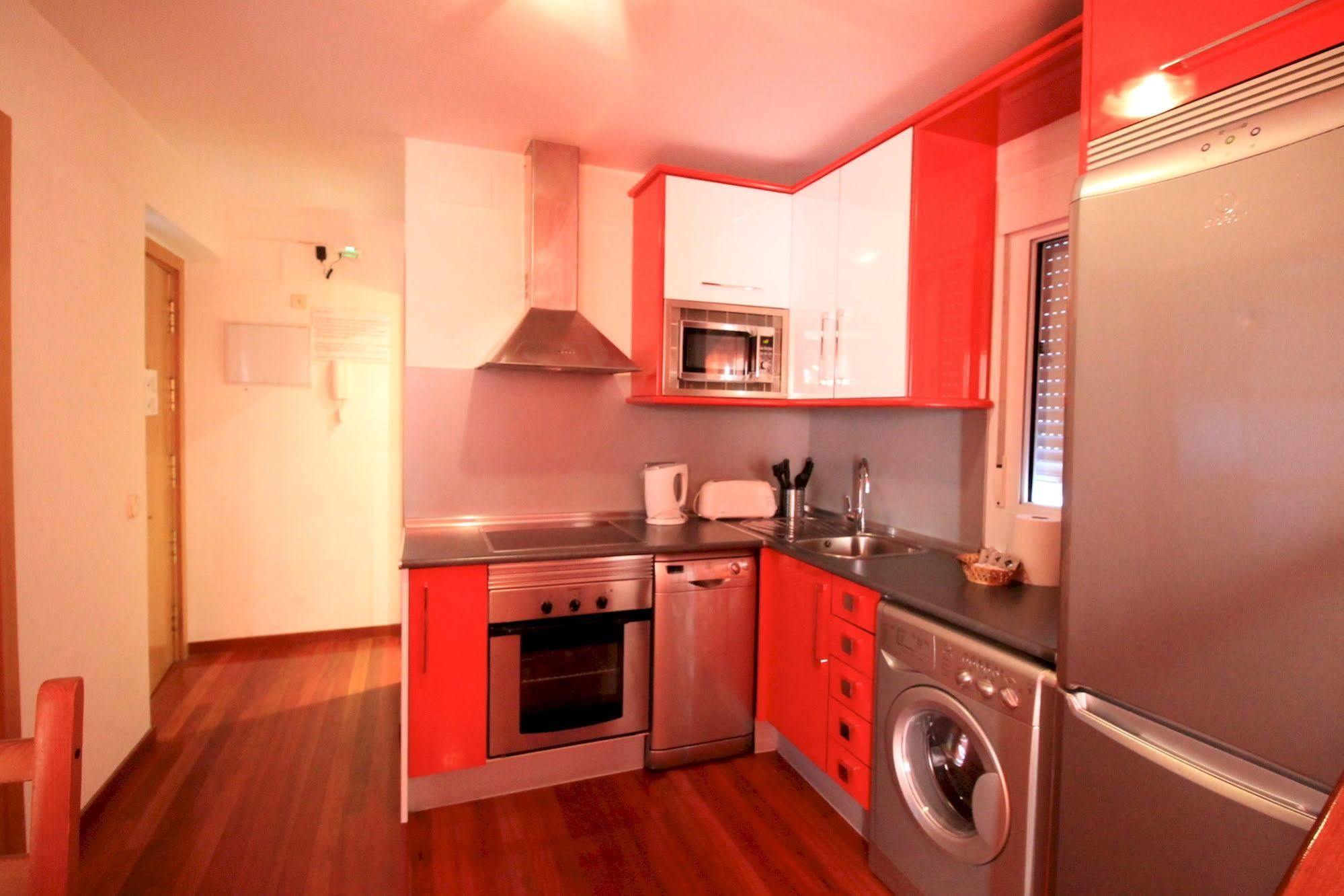 Prado Apartments Мадрид Экстерьер фото