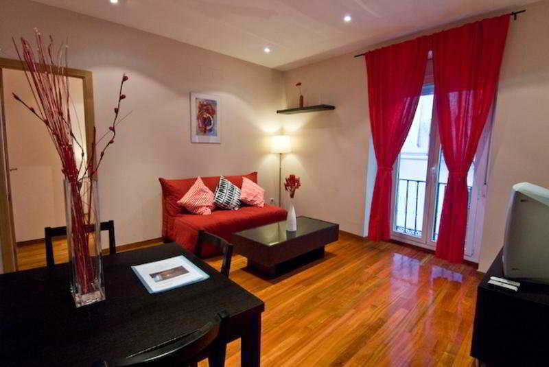 Prado Apartments Мадрид Экстерьер фото